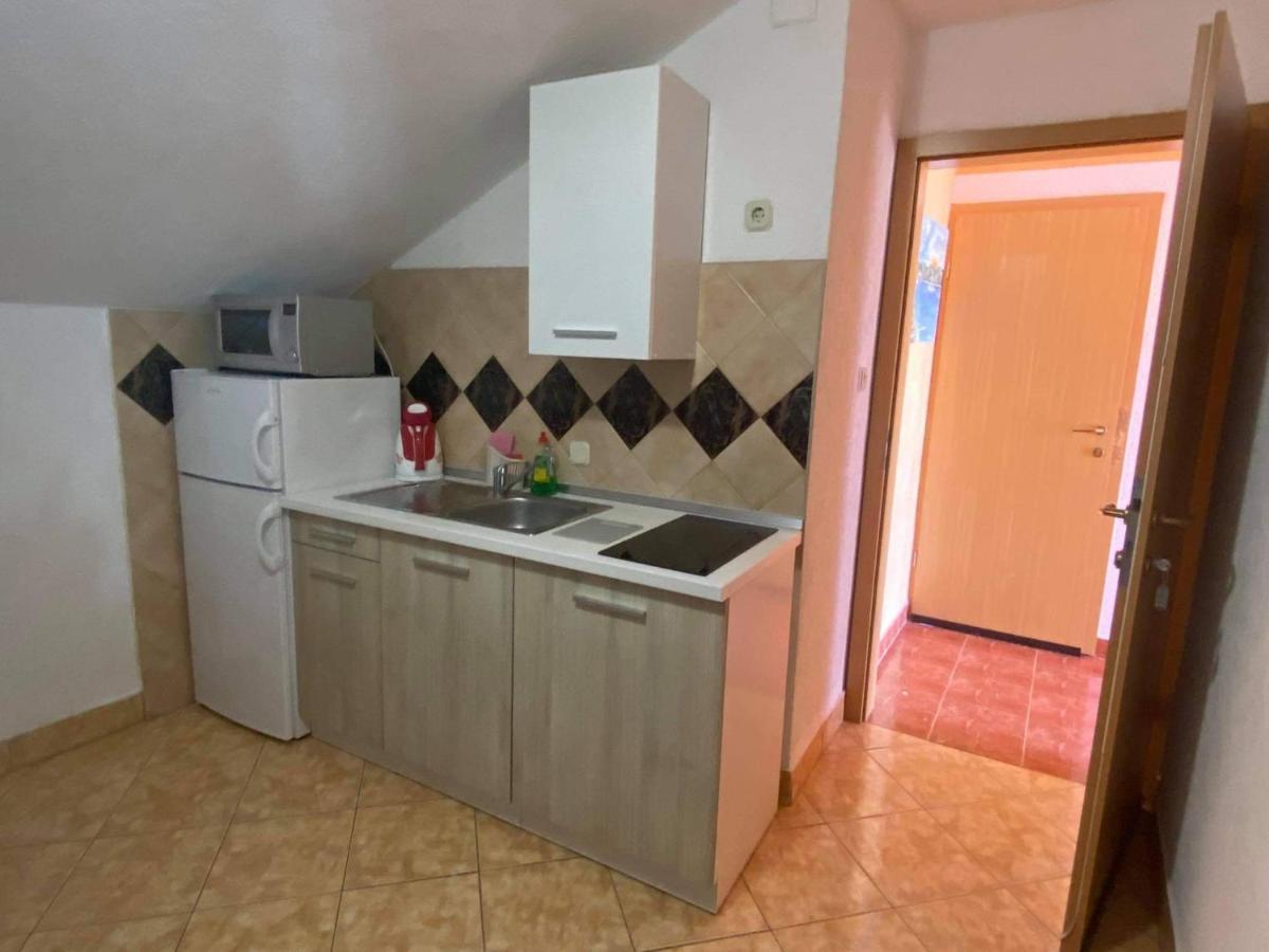 Apartments Villa Marija Gornji Karin Extérieur photo
