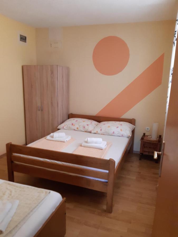 Apartments Villa Marija Gornji Karin Extérieur photo