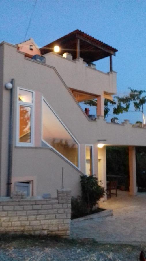 Apartments Villa Marija Gornji Karin Extérieur photo