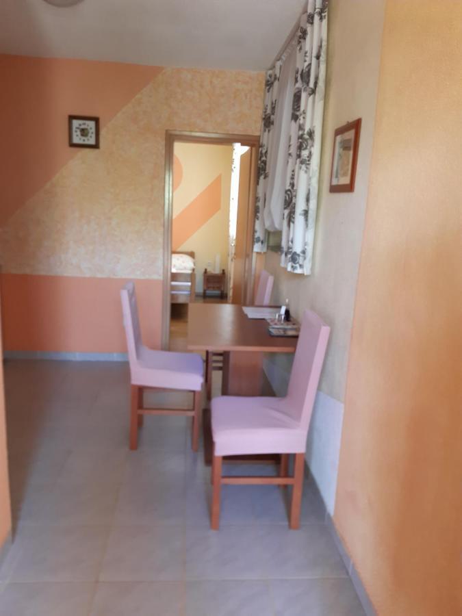 Apartments Villa Marija Gornji Karin Extérieur photo